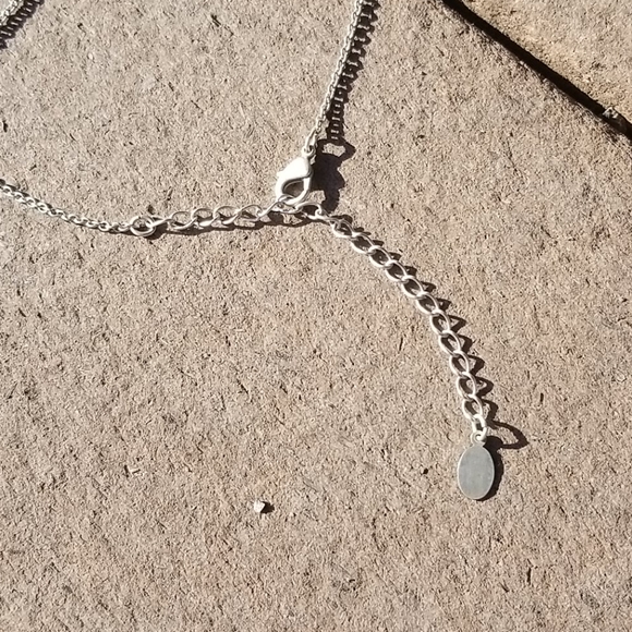 2028 Green Necklace - Picture 3 of 4